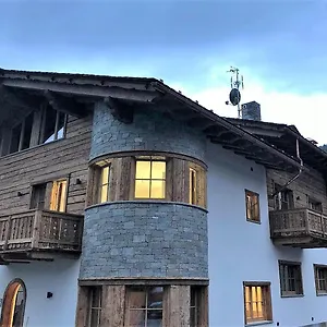 https://chalet-remi-pare.it-lombardy.com